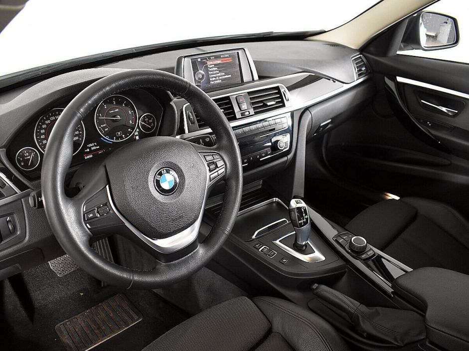 BMW 3 серии, 2.0 л, АТ, 2016 фото 5
