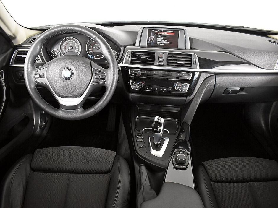 BMW 3 серии, 2.0 л, АТ, 2016 фото 6