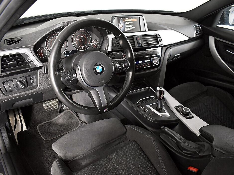 BMW 3 серии, 2.0 л, АТ, 2017 фото 6