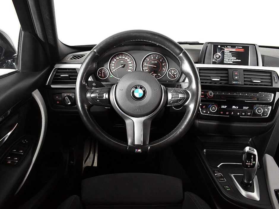BMW 3 серии, 2.0 л, АТ, 2017 фото 8