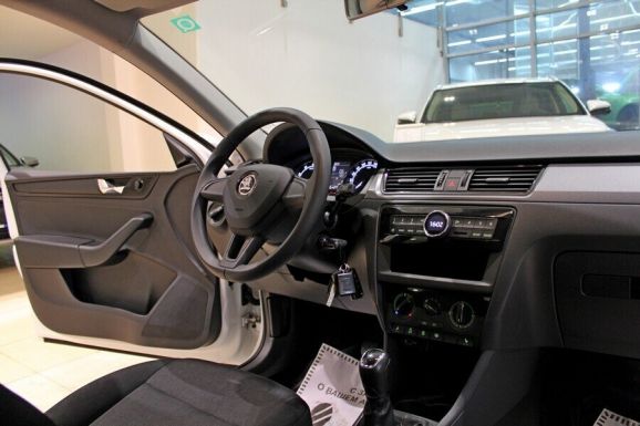 Skoda Rapid, 1.6 л, МТ, 2018 фото 7