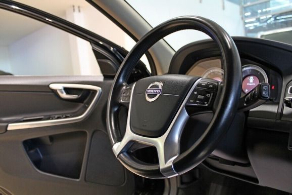 Volvo XC60, 2.4 л, АТ, 2013 фото 11