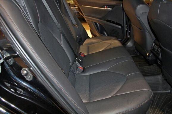 Toyota Camry, 2.5 л, АТ, 2021 фото 8