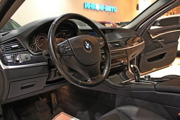 BMW 5 серии, 2.5 л, АТ, 2011 фото 9