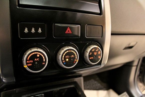 Nissan X-Trail, 2.5 л, Вариатор, 2011 фото 1