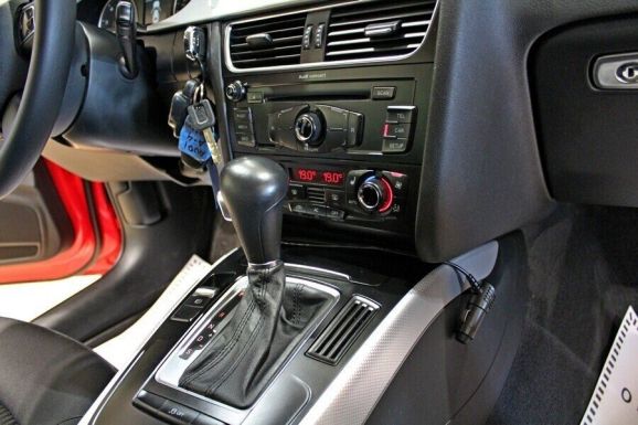 Audi A4, 1.8 л, Вариатор, 2009 фото 9