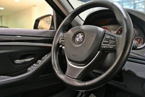 BMW 5 серии, 2.0 л, АТ, 2012 фото 12