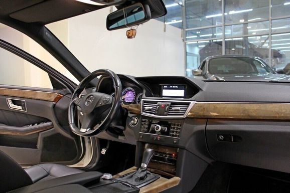 Mercedes-Benz E-Класс, 1.8 л, АТ, 2011 фото 7