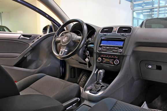 Volkswagen Golf, 1.4 л, Робот, 2012 фото 7