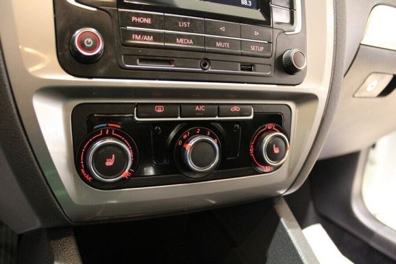 Volkswagen Jetta, 1.6 л, АТ, 2018 фото 1
