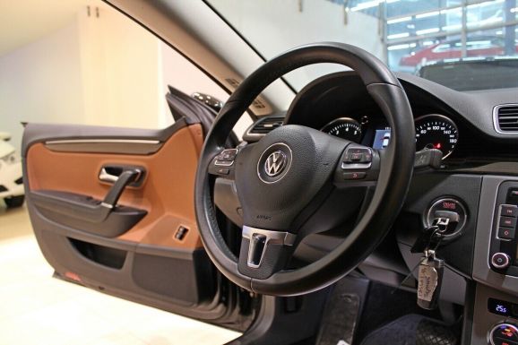 Volkswagen Passat CC, 1.8 л, Робот, 2013 фото 13