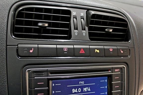 Volkswagen Polo, 1.6 л, АТ, 2017 фото 1