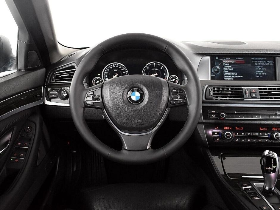 BMW 5 серии, 3.0 л, АТ, 2013 фото 8
