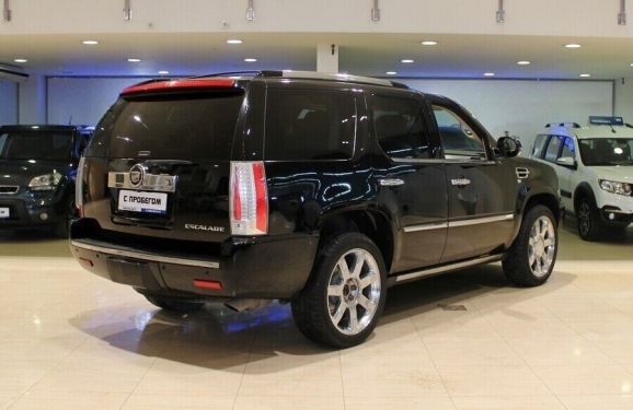 Cadillac Escalade, 6.2 л, АТ, 2010 фото 6