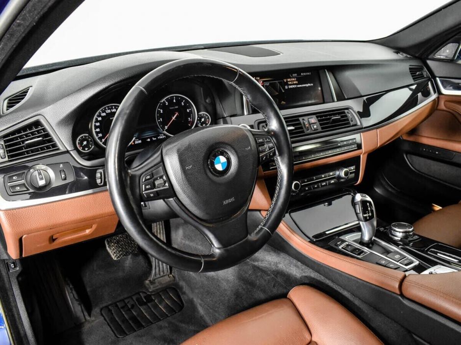 BMW 5 серии, 2.0 л, АТ, 2016 фото 5