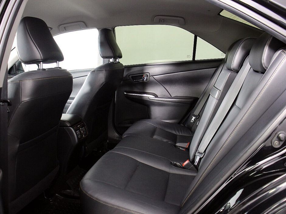 Toyota Camry, 2.5 л, АТ, 2017 фото 1