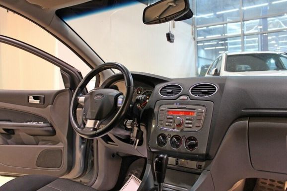 Ford Focus, 1.6 л, АТ, 2011 фото 7
