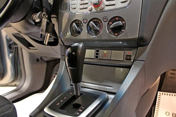 Ford Focus, 1.6 л, АТ, 2011 фото 1