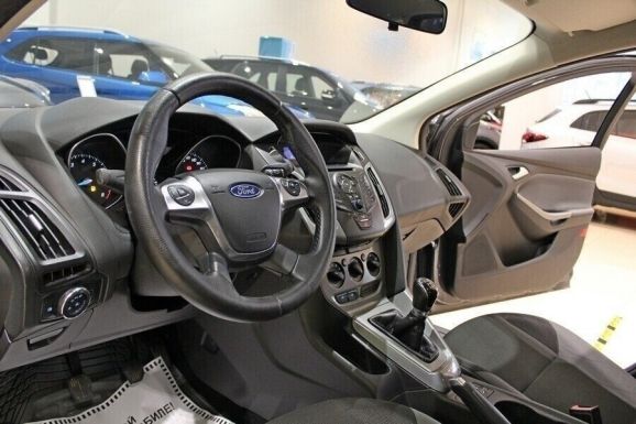 Ford Focus, 1.6 л, МТ, 2012 фото 1