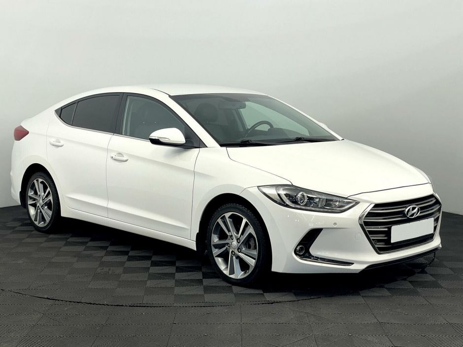 Hyundai Elantra, 2.0 л, АТ, 2017 фото 5