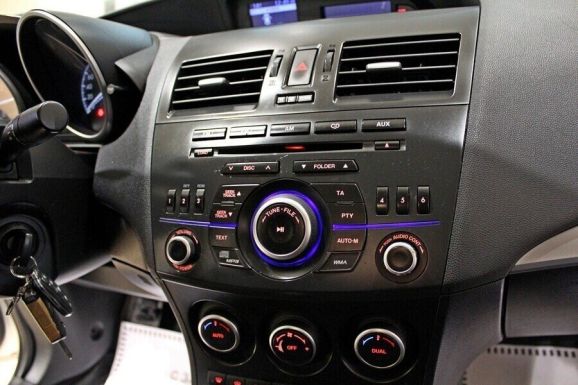 Mazda 3, 1.6 л, АТ, 2012 фото 8