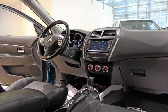 Mitsubishi ASX, 2.0 л, Вариатор, 2013 фото 7