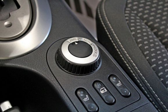 Nissan Qashqai, 2.0 л, Вариатор, 2009 фото 2