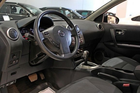 Nissan Qashqai, 1.6 л, Вариатор, 2011 фото 1