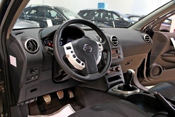 Nissan Qashqai, 1.6 л, МТ, 2012 фото 2