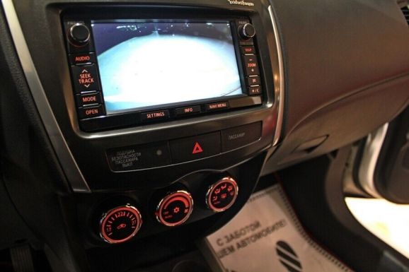 Mitsubishi ASX, 2.0 л, Вариатор, 2013 фото 1