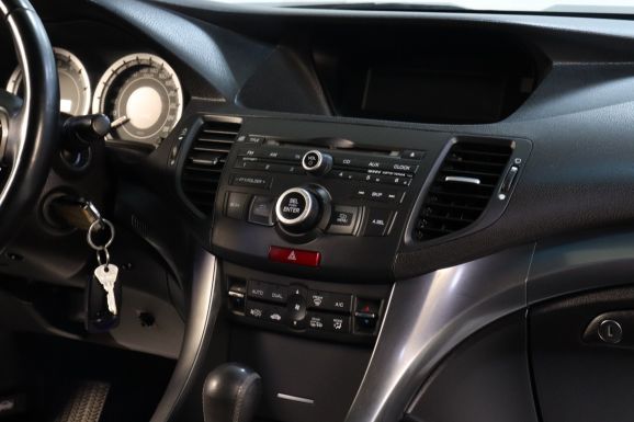 Honda Accord, 2.0 л, АТ, 2011 фото 9