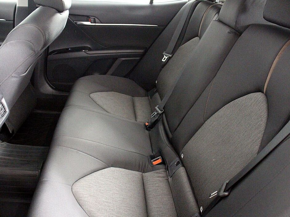 Toyota Camry, 2.5 л, АТ, 2019 фото 1