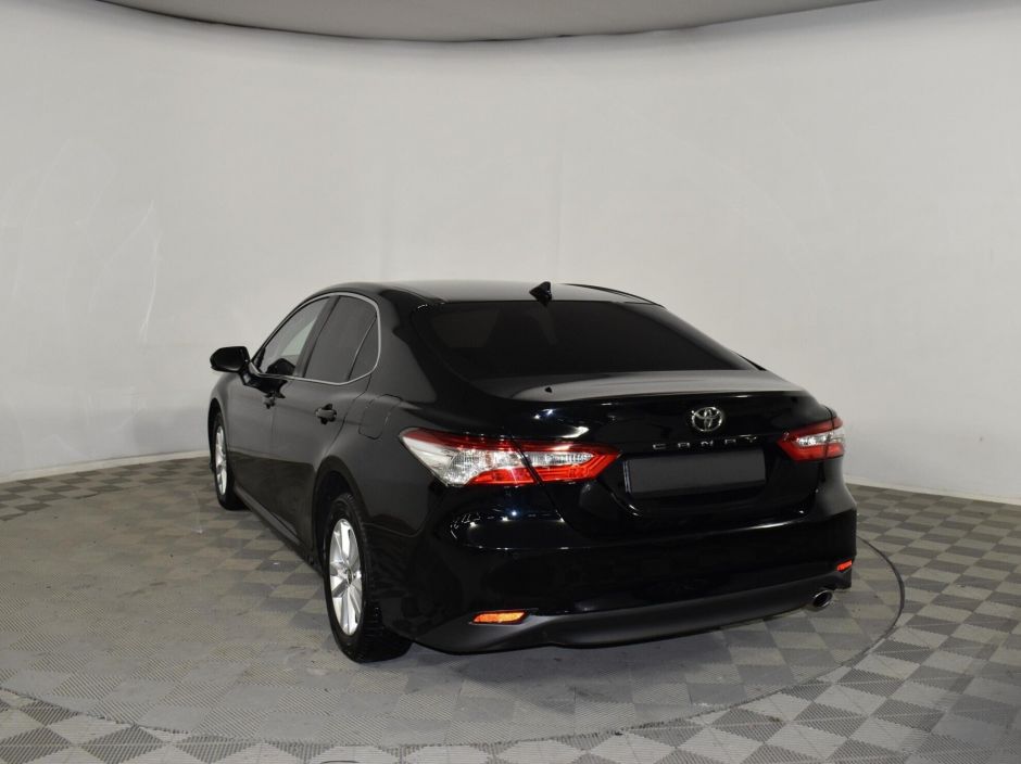 Toyota Camry, 2.5 л, АТ, 2020 фото 6