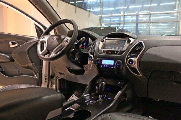 Hyundai ix35, 2.0 л, АТ, 2010 фото 10