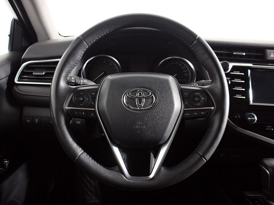 Toyota Camry, 2.5 л, АТ, 2020 фото 7