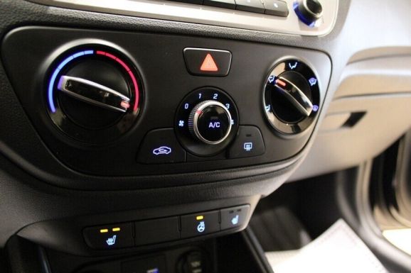 Hyundai Solaris, 1.4 л, МТ, 2019 фото 2