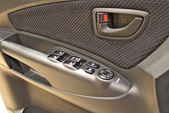Hyundai Tucson, 2.0 л, МТ, 2008 фото 1