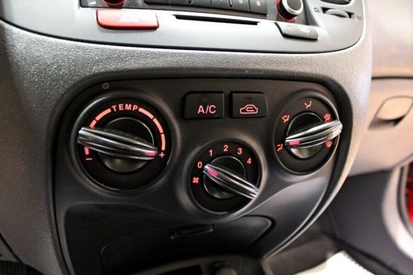 Kia Rio, 1.4 л, АТ, 2011 фото 1