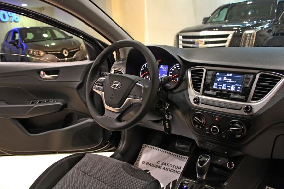 Hyundai Solaris, 1.6 л, АТ, 2022 фото 7