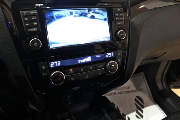 Nissan Qashqai, 2.0 л, Вариатор, 2017 фото 8