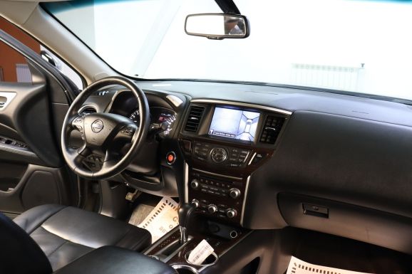 Nissan Pathfinder, 3.5 л, Вариатор, 2014 фото 10