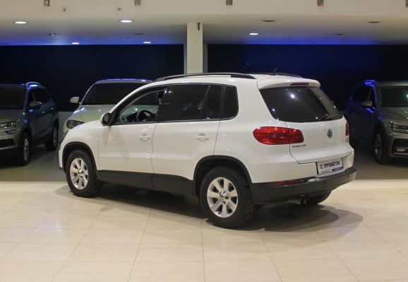 Volkswagen Tiguan, 2.0 л, АТ, 2015 фото 4