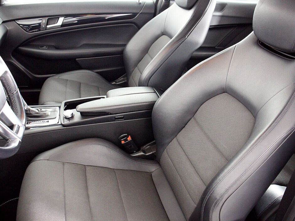 Mercedes-Benz C-Класс, 1.6 л, АТ, 2013 фото 2