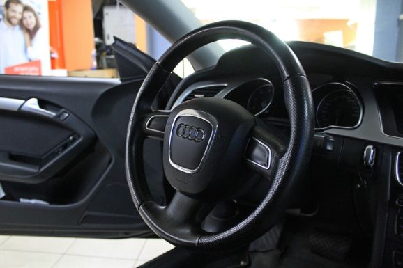 Audi A5, 1.8 л, Вариатор, 2010 фото 11