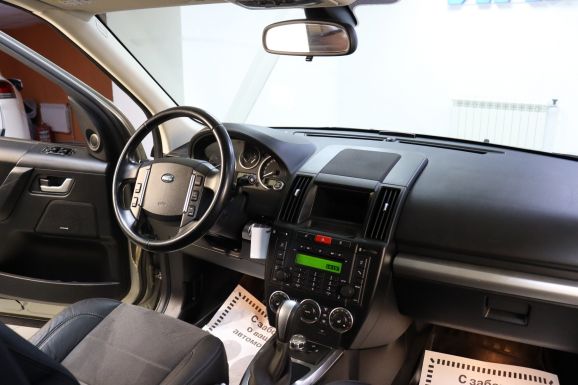 Land Rover Freelander, 3.2 л, АТ, 2010 фото 9