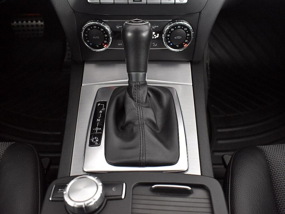 Mercedes-Benz C-Класс, 1.8 л, АТ, 2011 фото 2