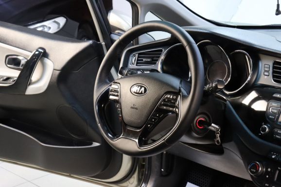 Kia Ceed, 1.6 л, АТ, 2015 фото 11