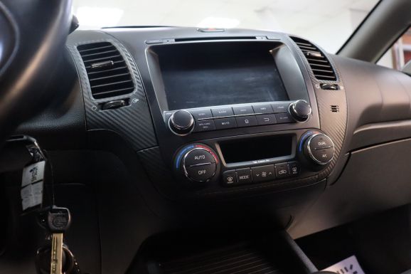 Kia Cerato, 2.0 л, АТ, 2016 фото 7
