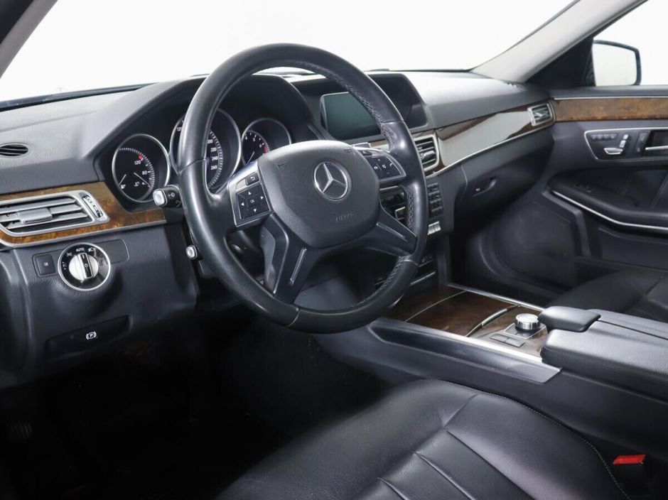 Mercedes-Benz E-Класс, 3.5 л, АТ, 2015 фото 7