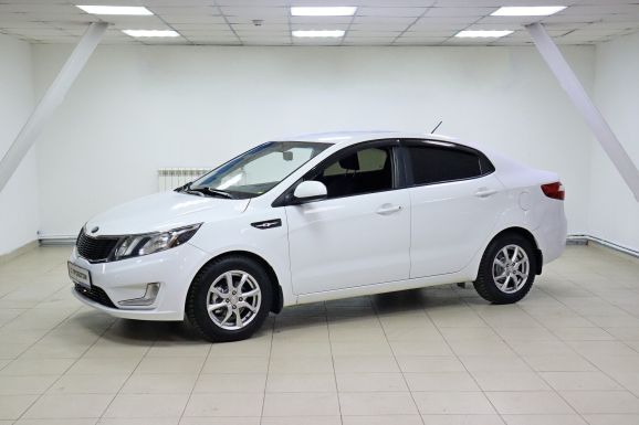 Kia Rio, 1.6 л, АТ, 2013 фото 3